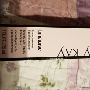 Mary kay timewise luminous-wear foundation